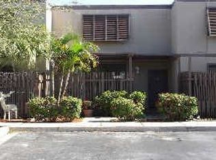 1067 NW 124th Ave, Pembroke Pines, FL 33026