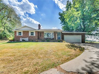 10387 Middlebranch Ave NE, Hartville, OH, 44632