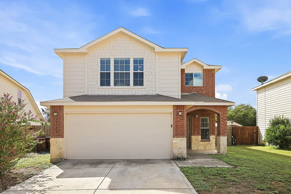 4 bed, 3.0 bath, 2044 sqft, $1,865 — Photo 1