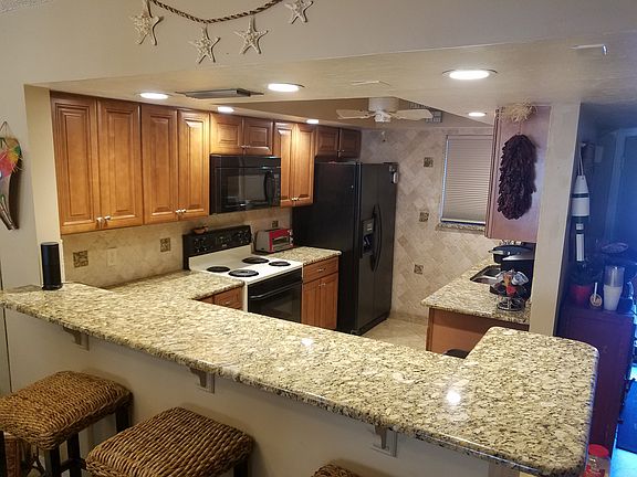 3rd image of 2400 S Ocean Dr #6416