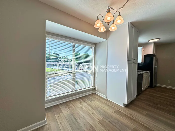 11021 Cedar View Rd #11021 — Photo 12