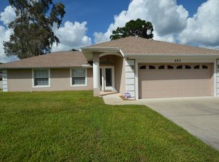 865 Darwin Rd, Venice, FL 34293