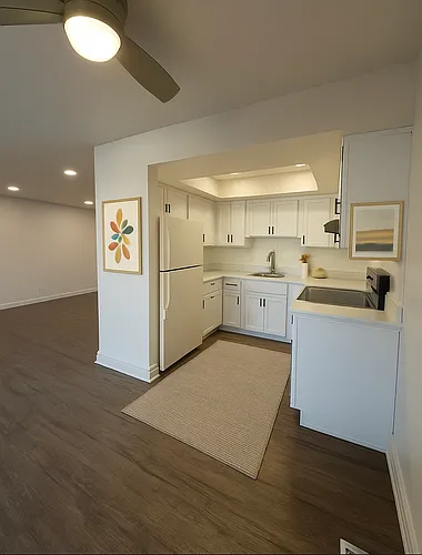 Summer Garden Townhomes Photo 1