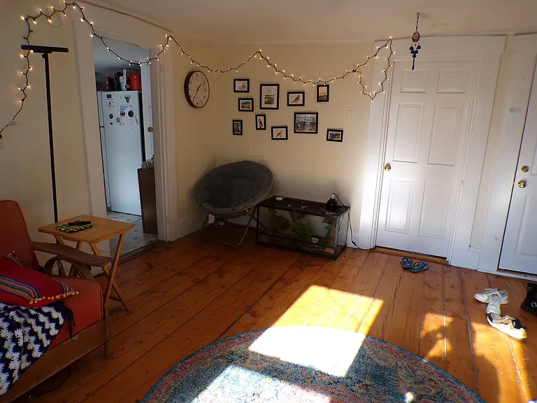 15 Pleasant St — Photo 4