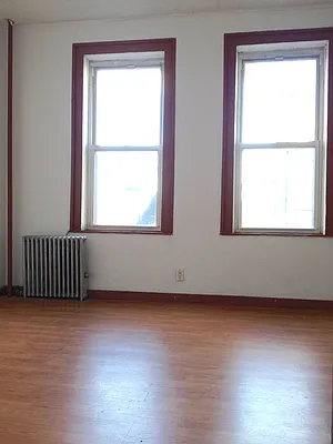 Rented by Bridge Realty | media 32