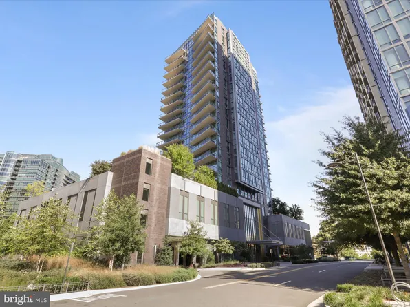 7887 Jones Branch Dr Unit 1406, McLean, VA 22102