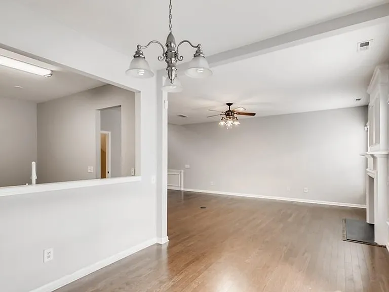 10038 Garrison Watch Ave — Photo 4