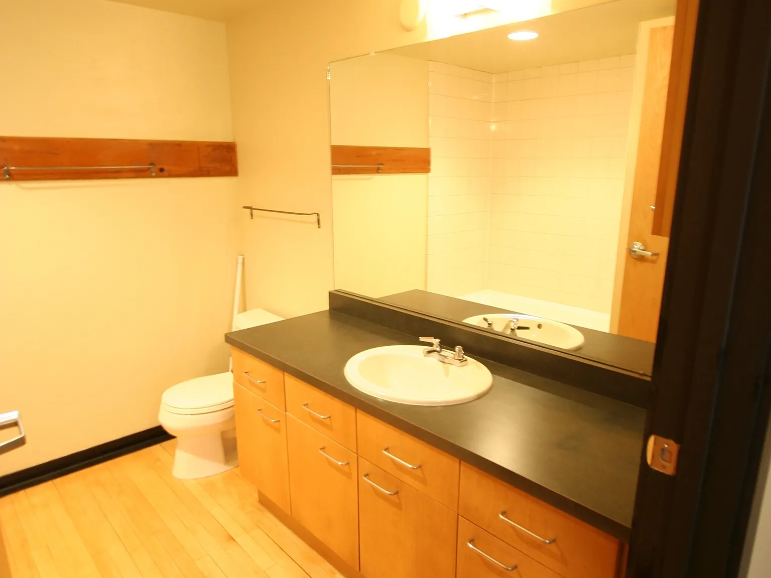 300 Tijeras Ave NE, Loft 211 - 1 — Photo 2