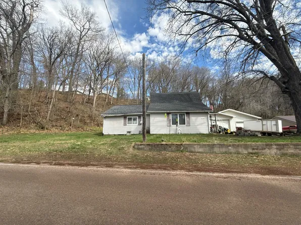 W7520 County Road O, Arkansaw, WI 54721