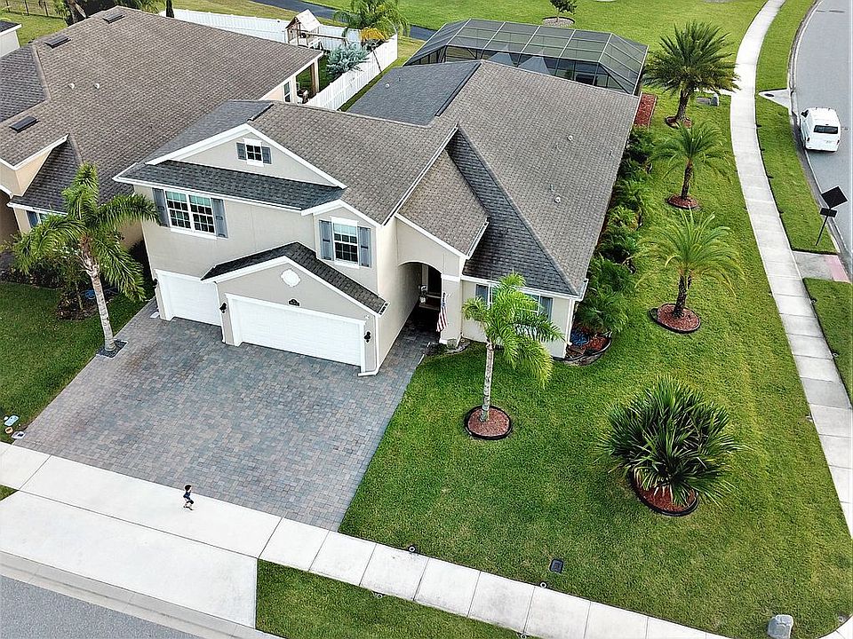 1st image of 8084 Creshire Ct
