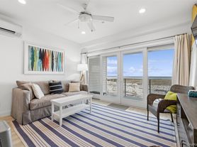473 Dune Rd