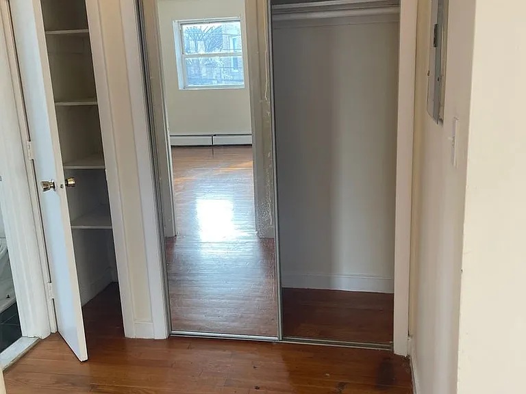 40 Gardner St #31 — Photo 3