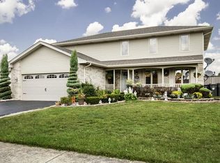 16413 Mayors Row, Orland Hills, IL 60487