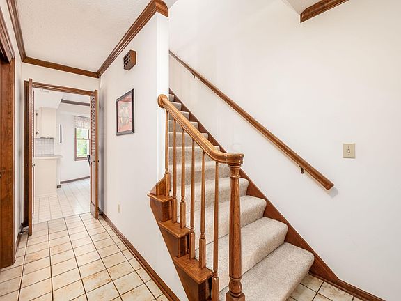 5th image of 7788 Seddon Dr