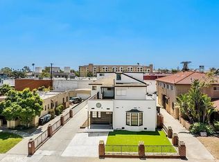 1722 W 85th St #1, Los Angeles, CA 90047