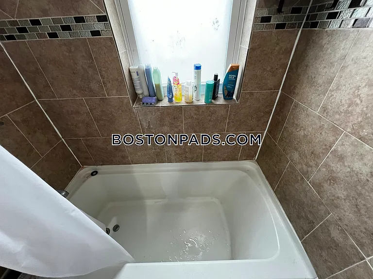 248 Kelton St #9 — Photo 30