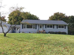 300 Ballard Rd, Jackson, MI 49201