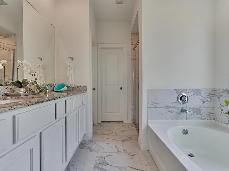 27129 Ivorywood Dr — Photo 19