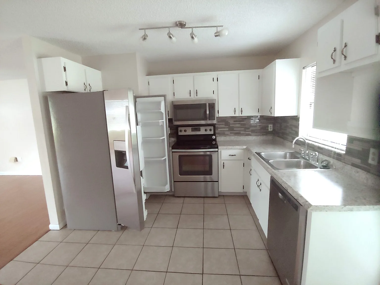 3570 SE 135th Lane - 1 — Photo 3