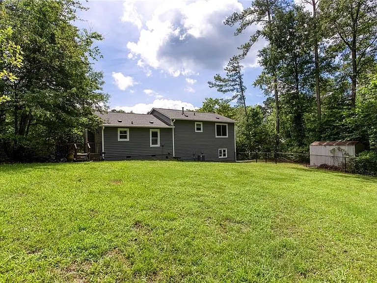 1093 Caprice Dr — Photo 35