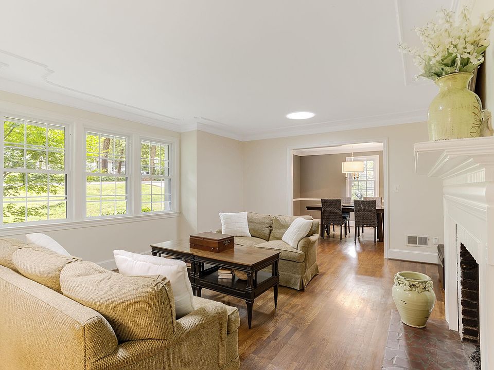 17 E Lanneau Dr, Greenville, SC 29605 Zillow