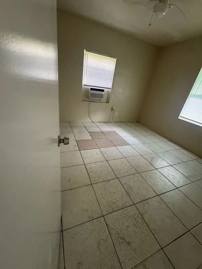 2 bed 1 bath single family house. — Photo 4