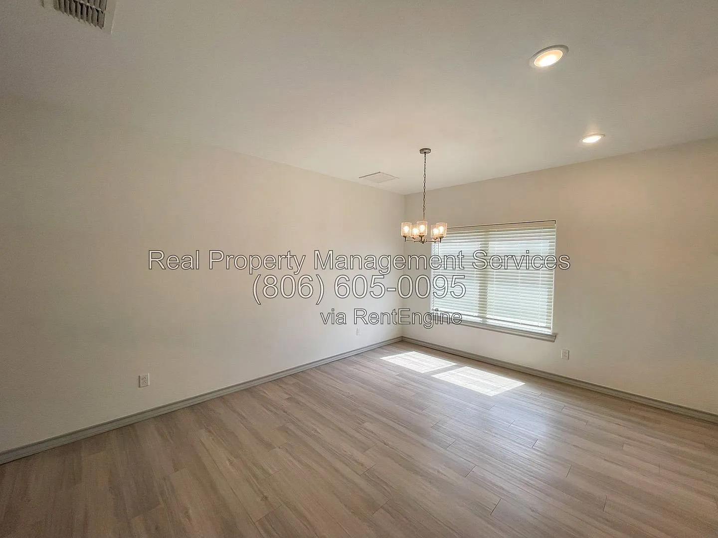 4 bed, 3.0 bath, 2437 sqft, $2,050 — Photo 3
