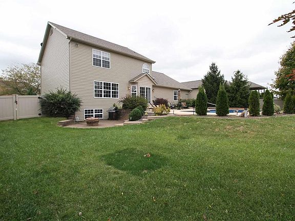 5th image of 109 Stonebridge Crossing Dr