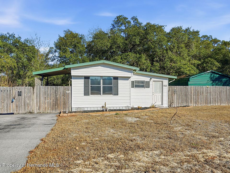 1st image of 9727 Lake Dr