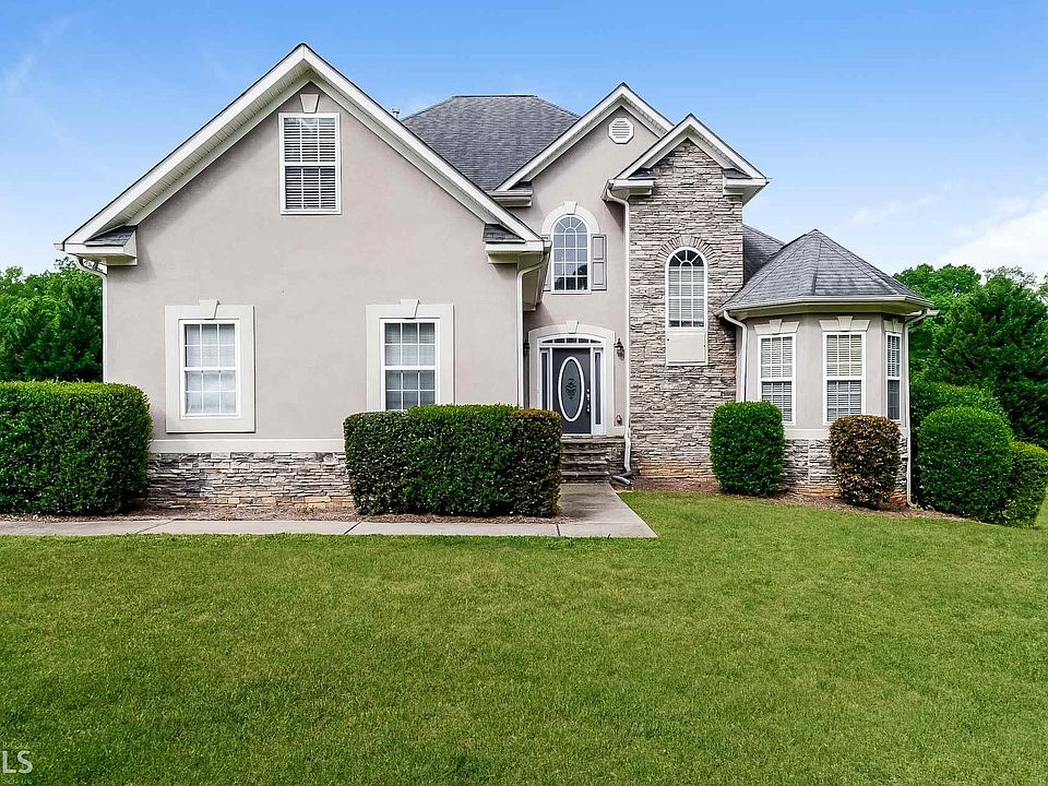 2nd image of 177 Scenic Dr