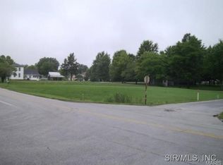 201 E Knauer St, Ava, IL 62907