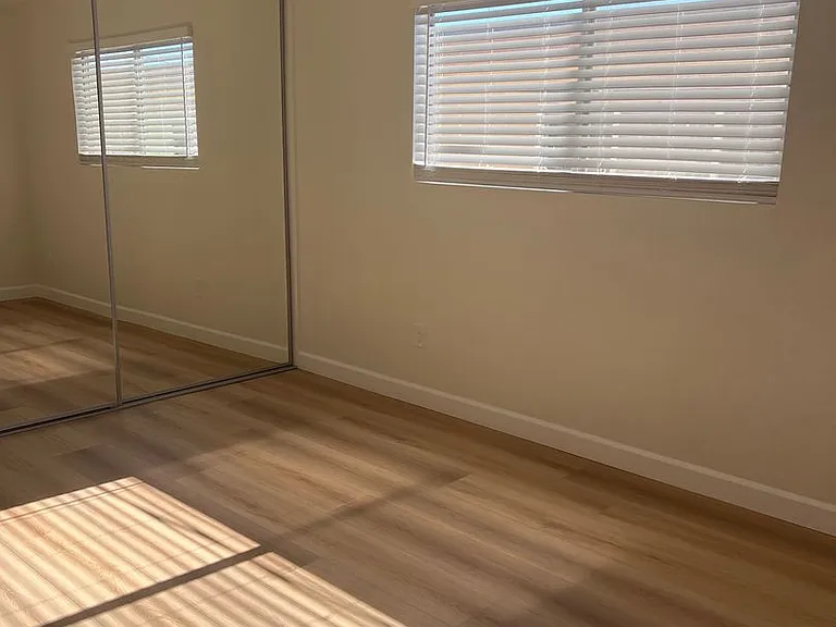 CSD - 1504 Robinson Avenue — Photo 15