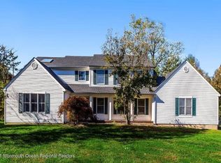 7 Wingate Ter, Holmdel, NJ 07733