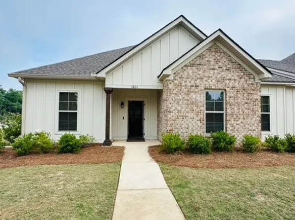 1653 Academy Dr #1601, Auburn, AL 36830