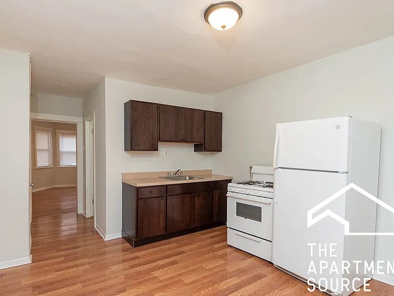 2026 N Kedvale Ave #G — Photo 1
