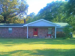 323 J B Horne Rd, Hattiesburg, MS 39401