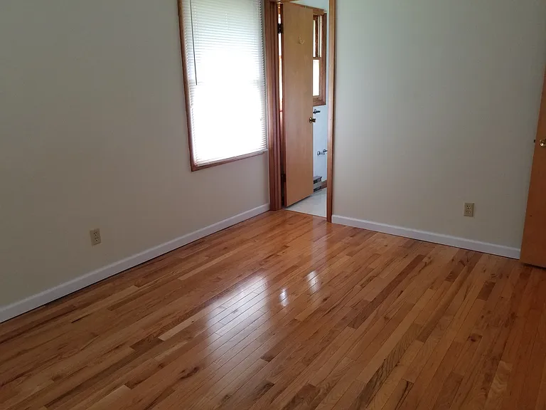 224 Price St — Photo 10