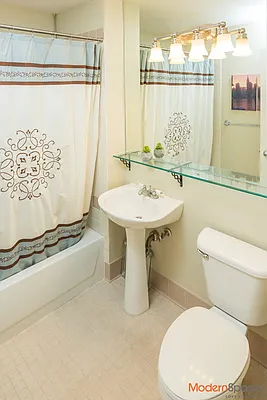 Rented by Modern Spaces | media 10