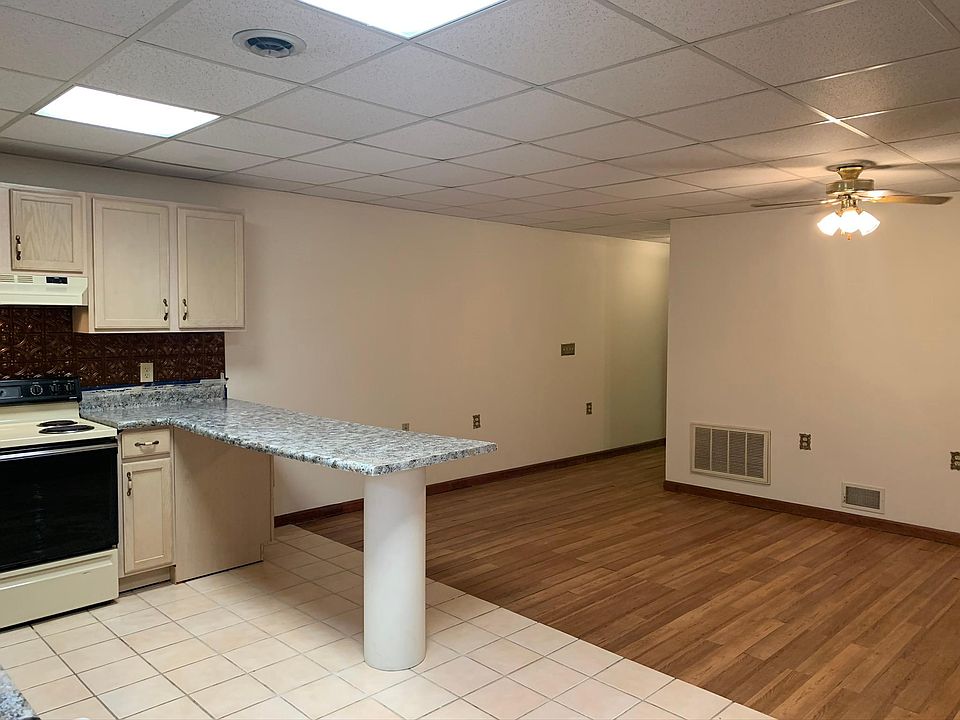 1st image of 601 Broad Ave APT 2A