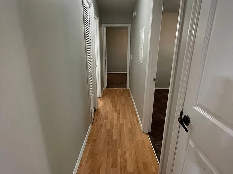 Ironwood Apartments — Photo 6
