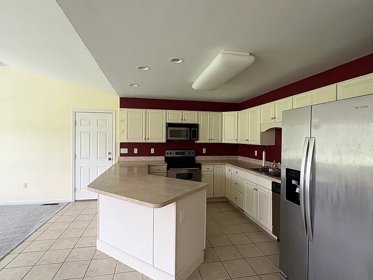 113 Greystone Way — Photo 13