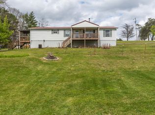 119 Fred Rd, Bon Aqua, TN 37025