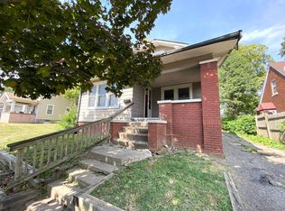 809 E McClure Ave, Peoria, IL