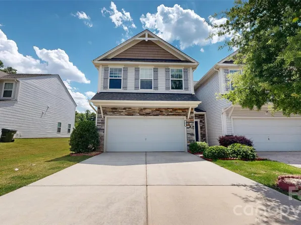 447 Tayberry Ln, Fort Mill, SC 29715