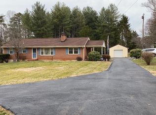 420 Wiggington Rd, Lynchburg, VA 24502