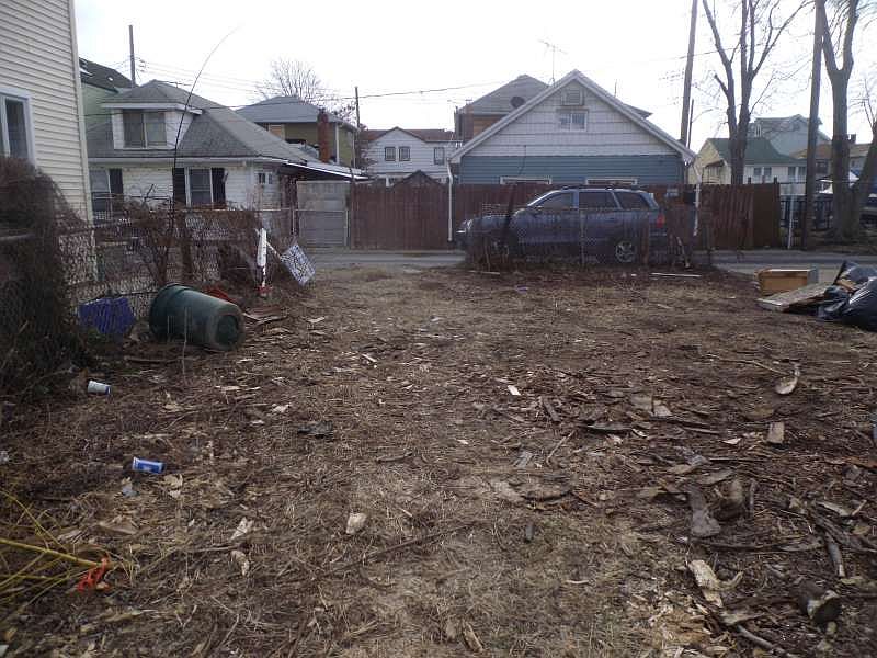 2nd image of 6 Landis Ct 5 Merit Ct