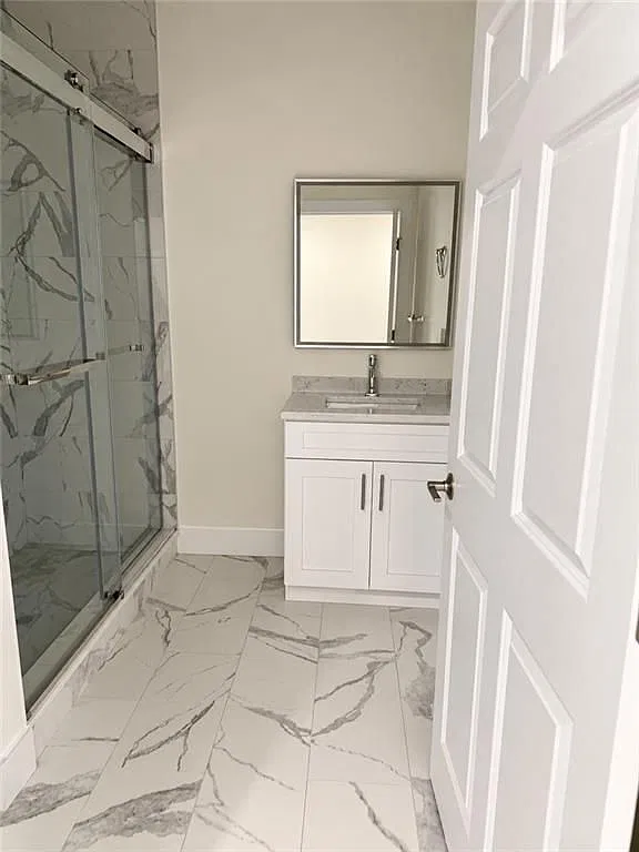 1 bed, 1.0 bath, 600 sqft, $2,200 — Photo 4