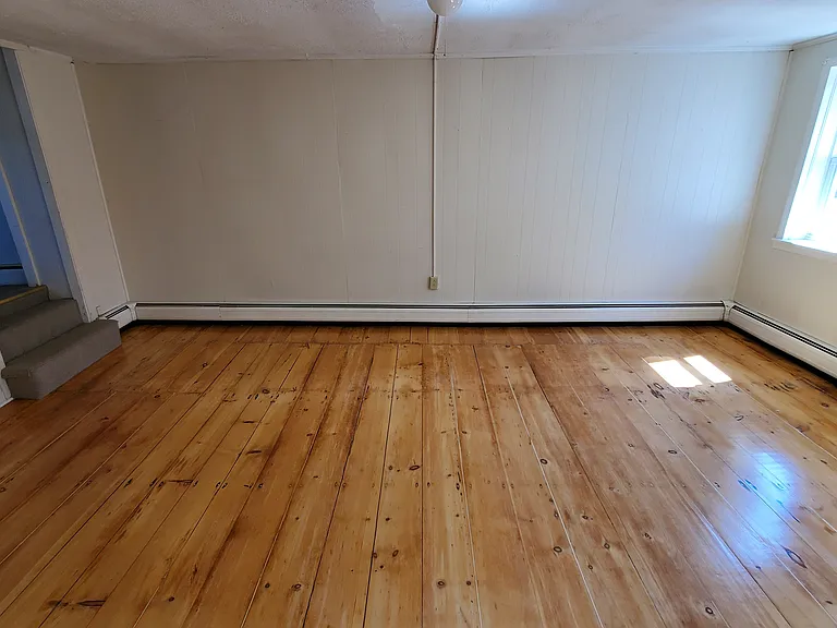 905 Main St #3 — Photo 1