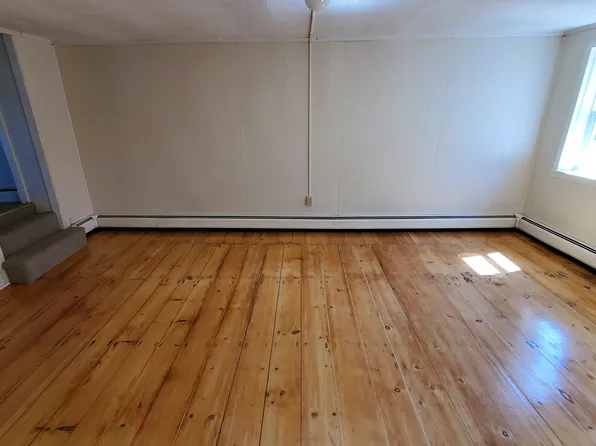 905 Main St #3, Contoocook, NH 03229