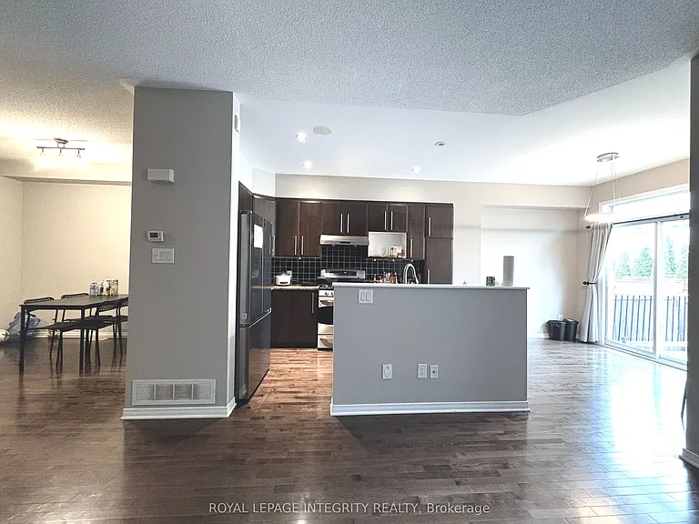 254 Badgeley Ave — Photo 7